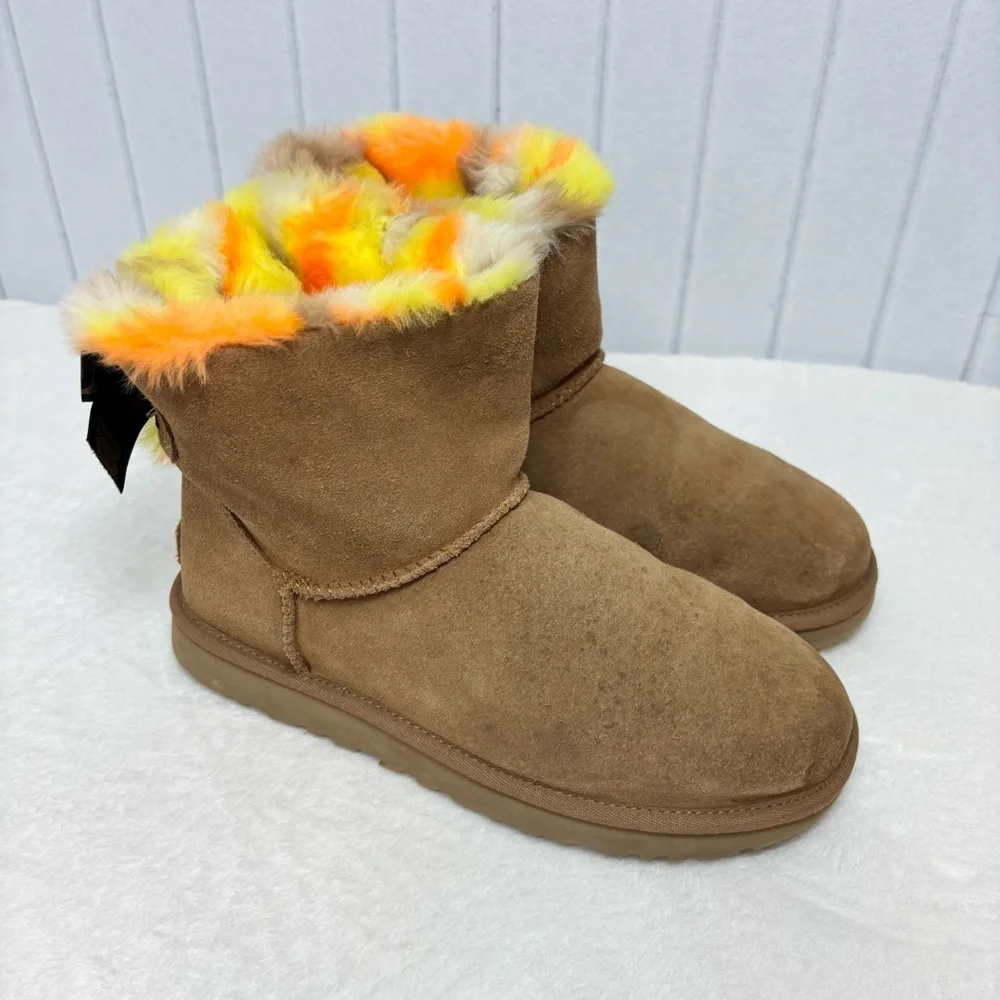 UGG CLASSIC MINI‎ BAILEY BOW PUNK PLAID CHESTNUT BOOTS Vibrant Fur Lining Size 9